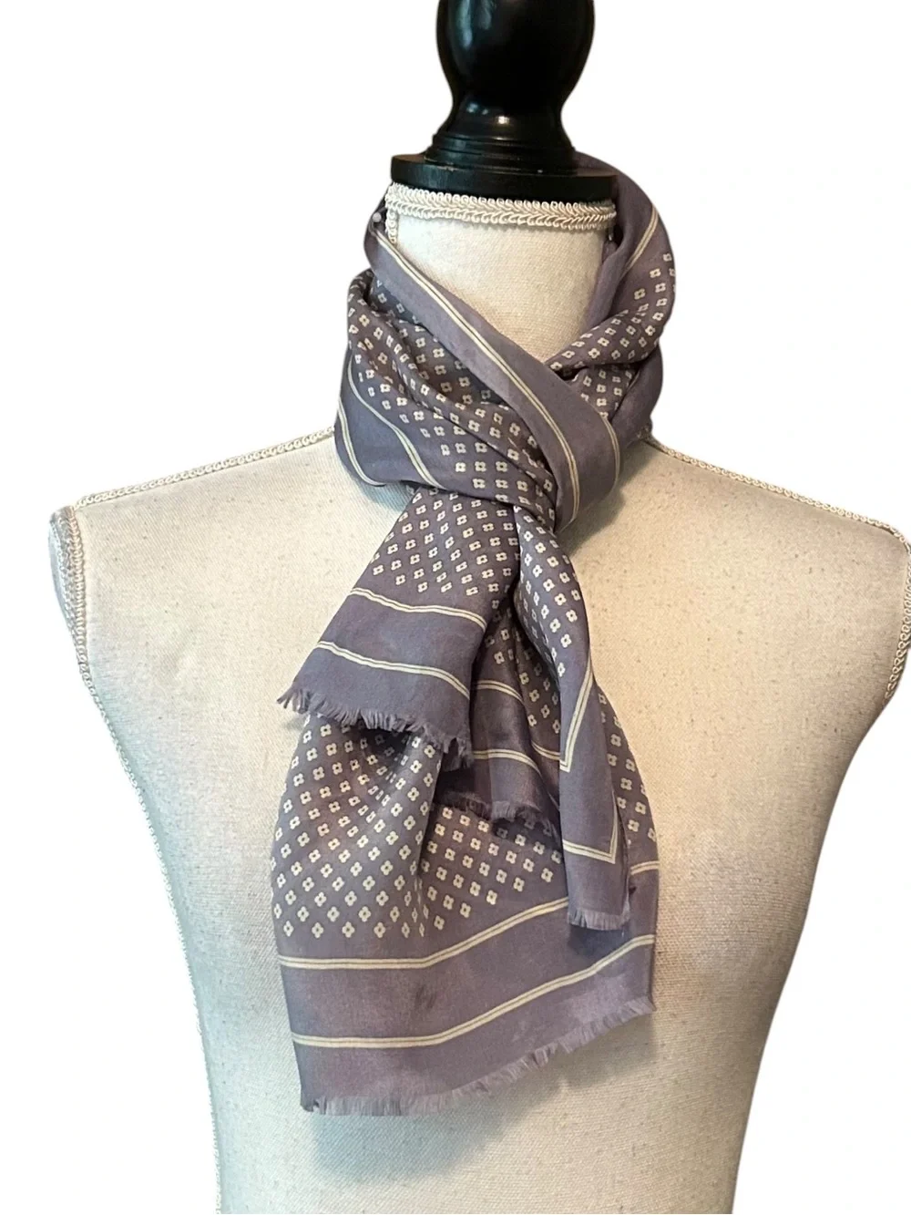 Vintage Calvin Klein 100% Silk Lightweight Oblong‎ Neck Scarf Mauve Grey